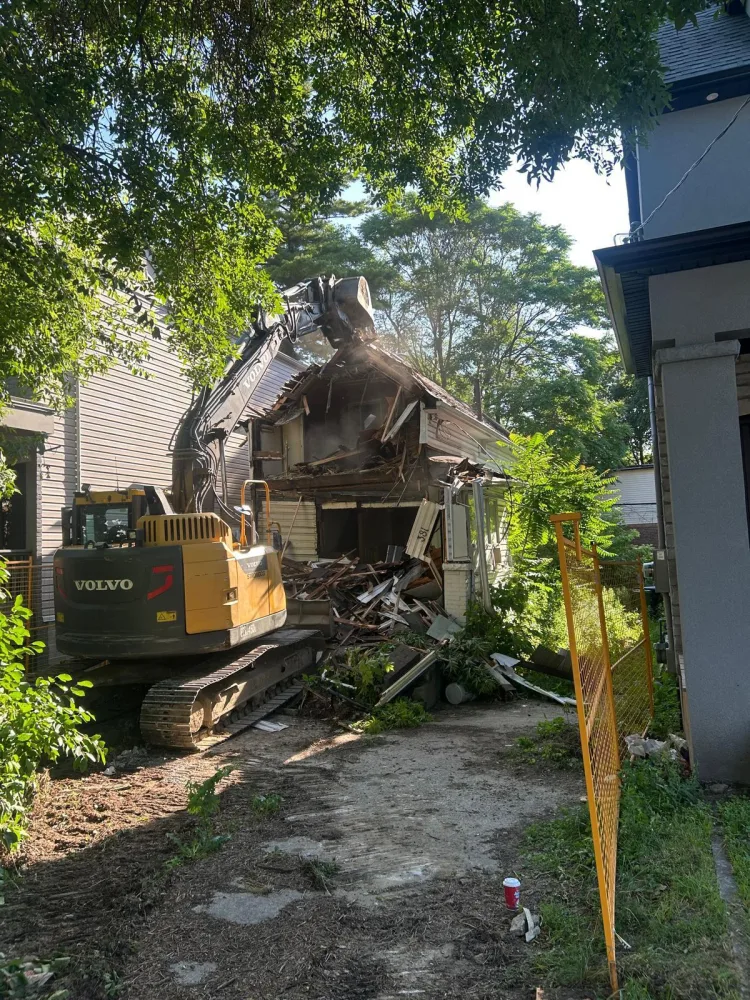 Demolition services in the GTA — Global City Excavation