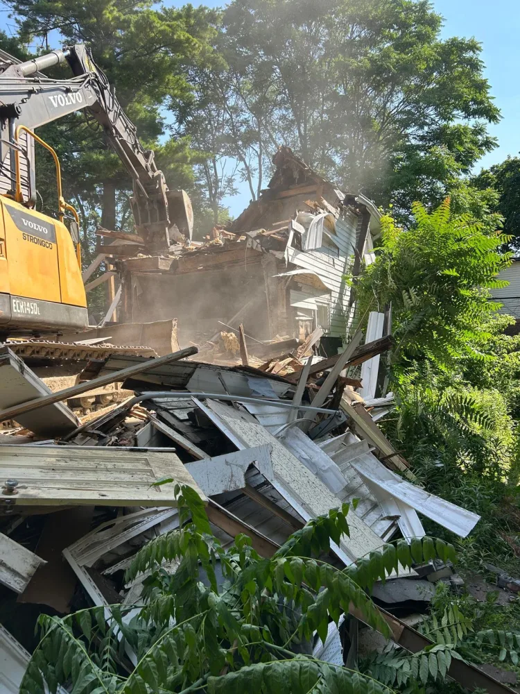 Demolition services in the GTA — Global City Excavation