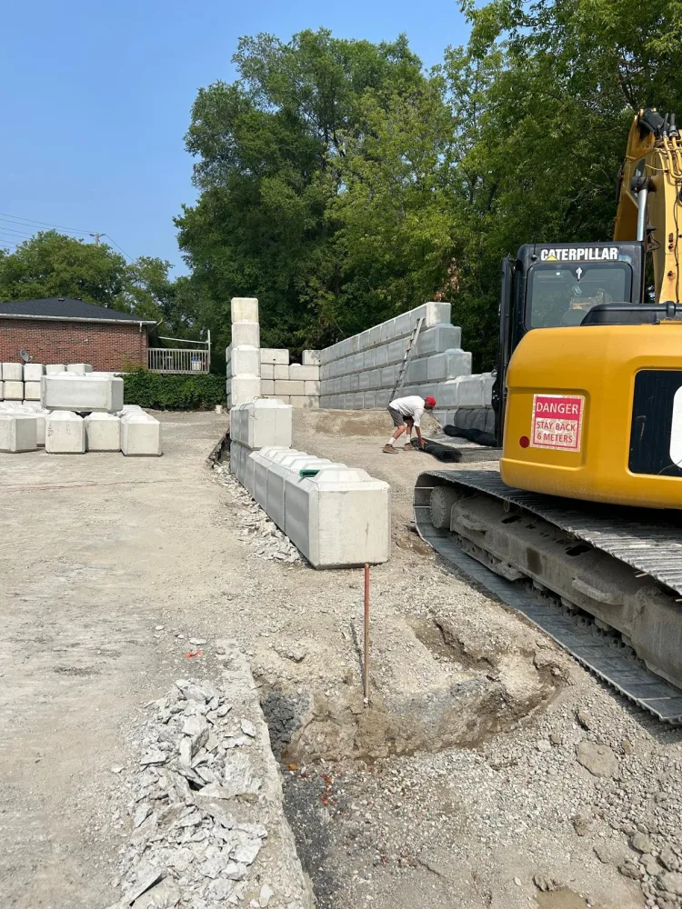Crash Wall services in the GTA — Global City Excavation