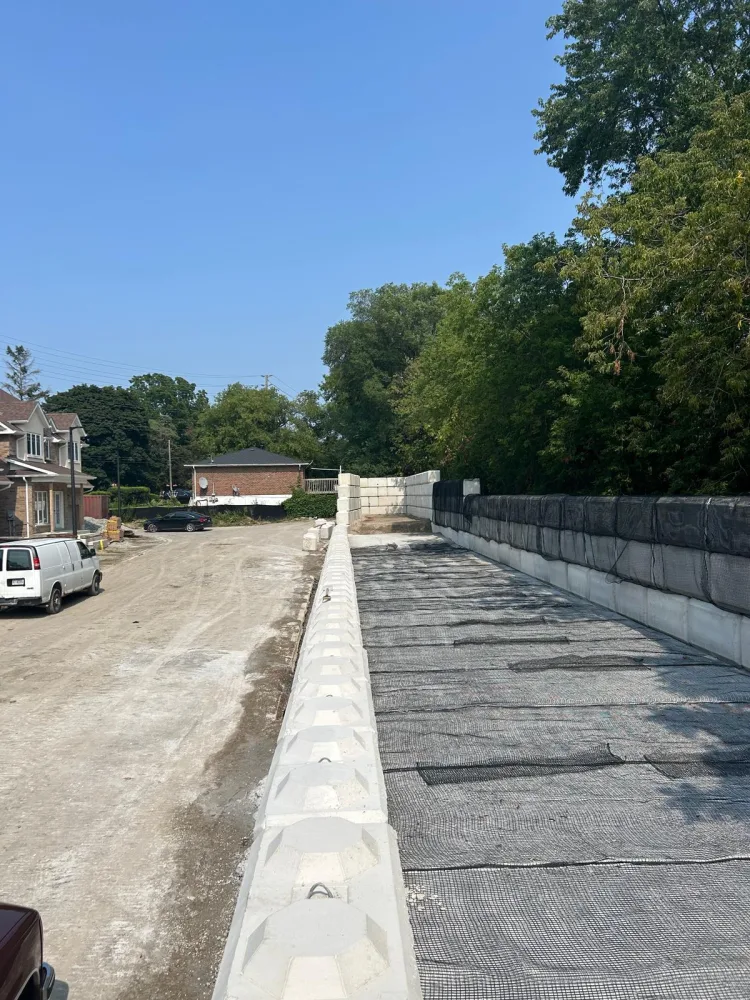 Crash Wall services in the GTA — Global City Excavation